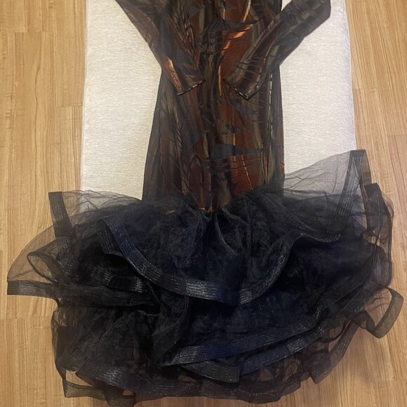 Mermaid-Style Sheer Fall Midi Dress with Black Mesh Sheer Ruffle Hem - Picture 3 of 16